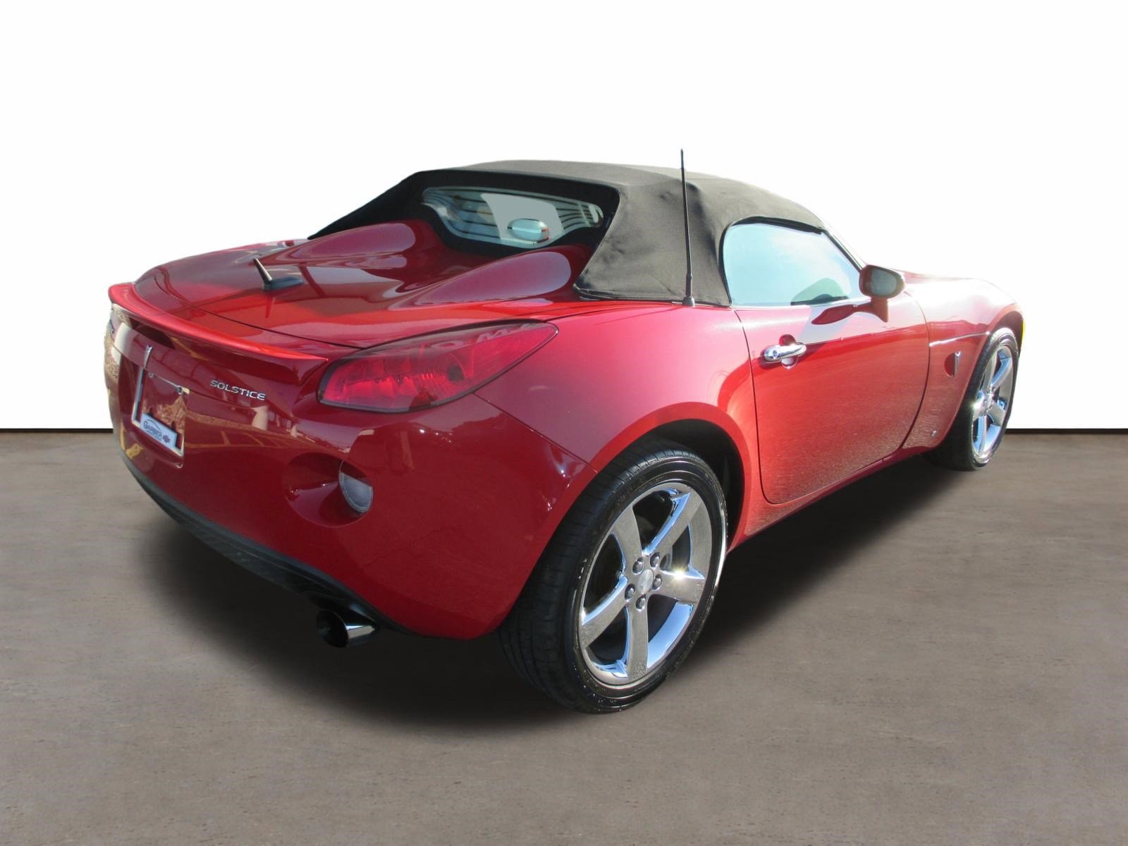 Used 2007 Pontiac Solstice Convertible w/ Premium Package image 3