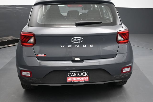 Used 2024 Hyundai Venue SEL FWD image 12