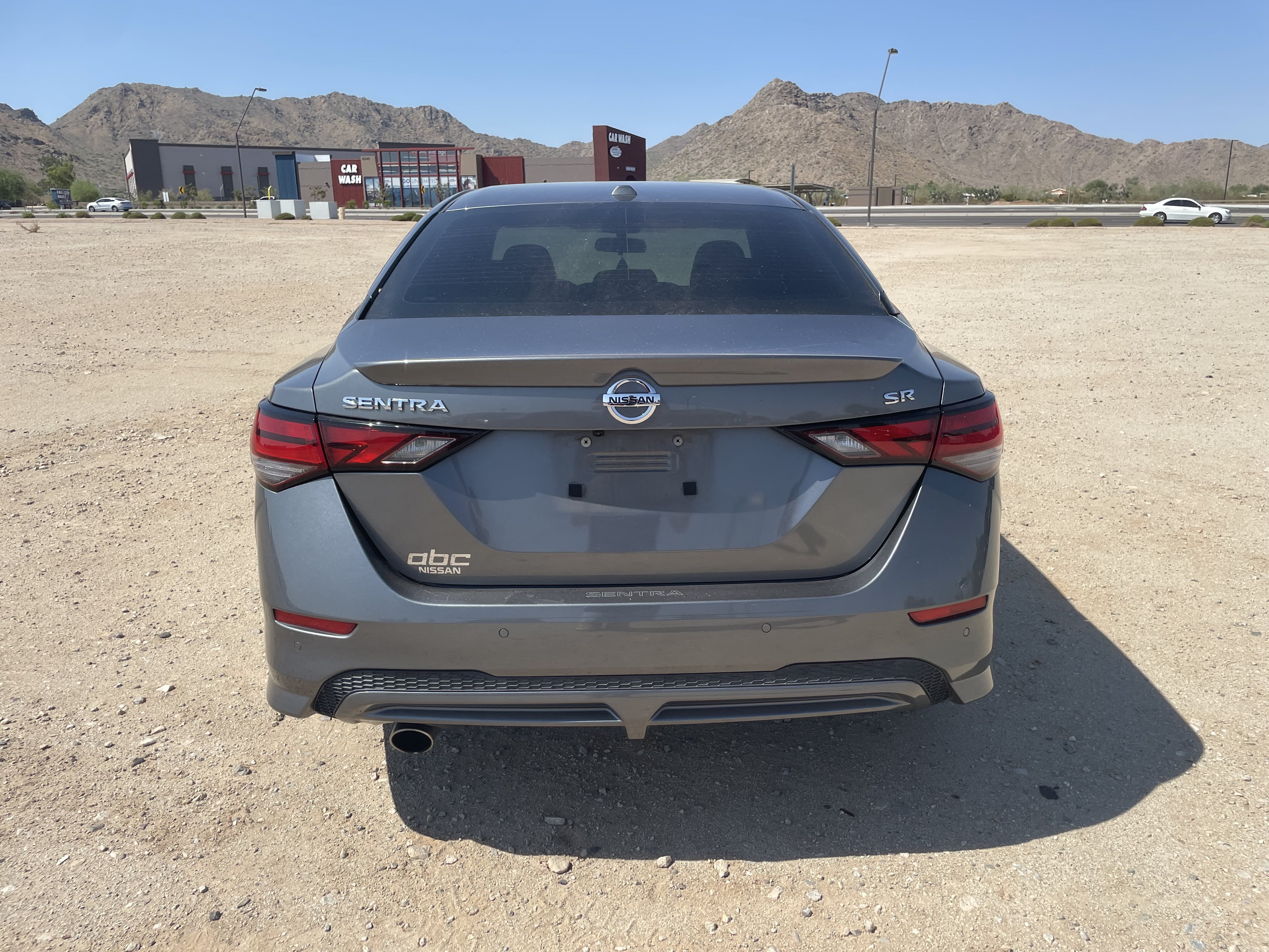 Used 2022 Nissan Sentra SR w/ SR Premium Package FWD image 4