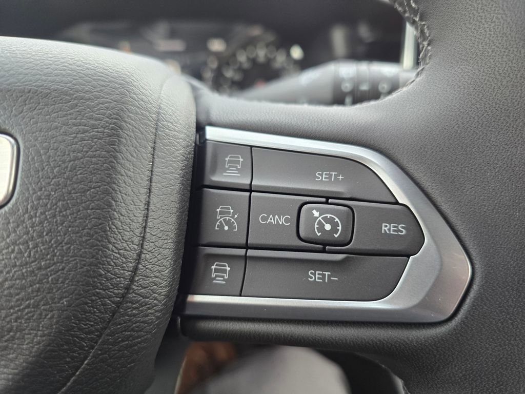 New 2026 Jeep Compass Limited AWD/4WD image 14