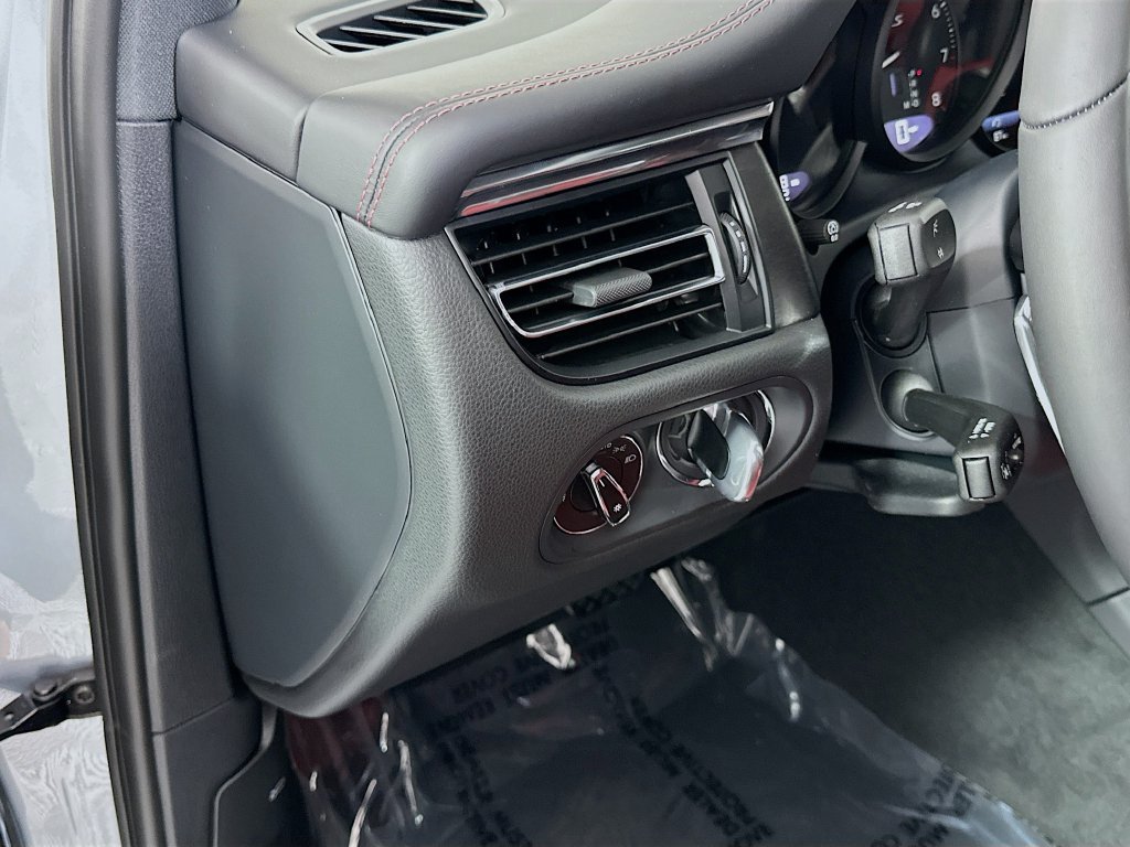 New 2026 Porsche Macan GTS AWD/4WD image 11