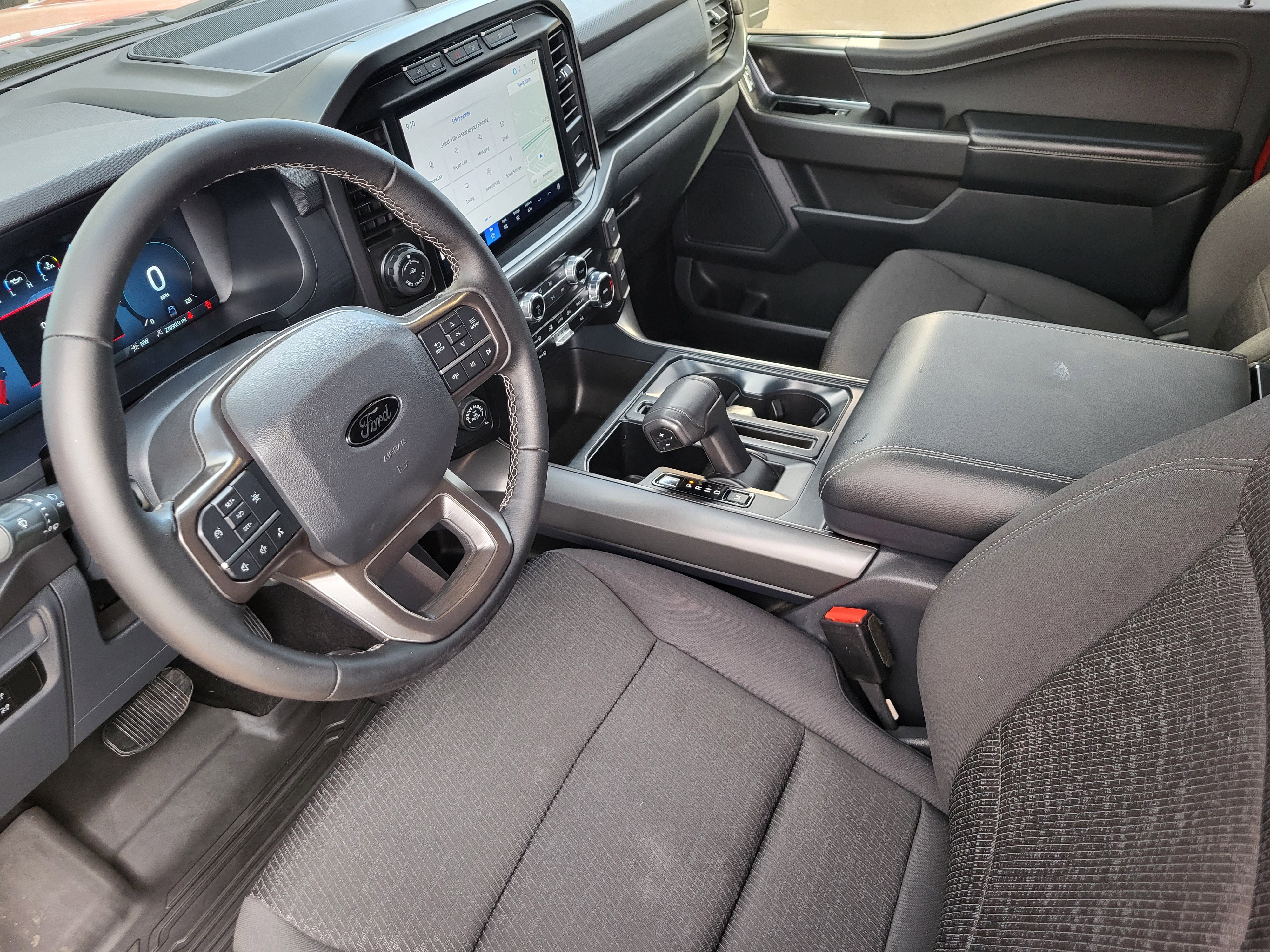 Used 2024 Ford F150 XLT w/ FX4 Off-Road Package image 12