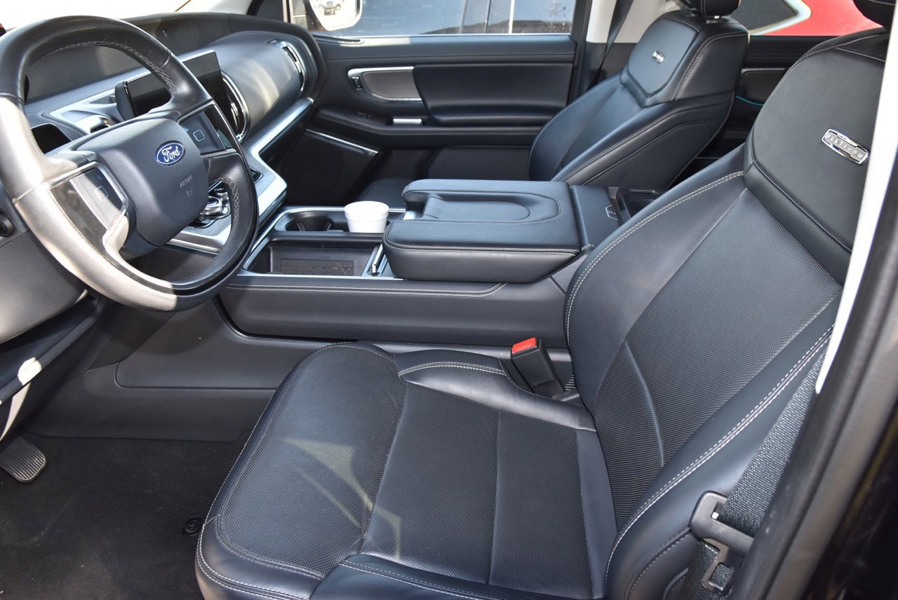 Used 2025 Ford Expedition Max Platinum AWD/4WD image 10