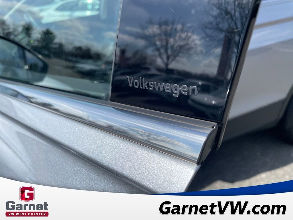 Certified 2023 Volkswagen Tiguan SE w/ Panoramic Sunroof Package image 35
