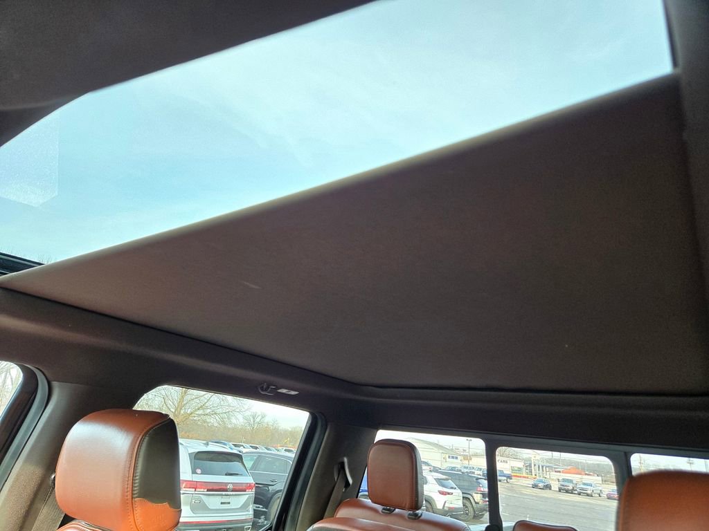 Used 2019 Ford F250 King Ranch w/ Snow Plow Prep Package image 18