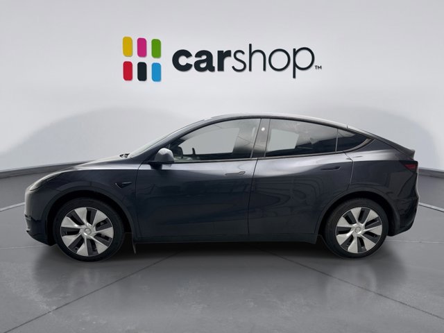 Used 2024 Tesla Model Y Long Range AWD/4WD image 2