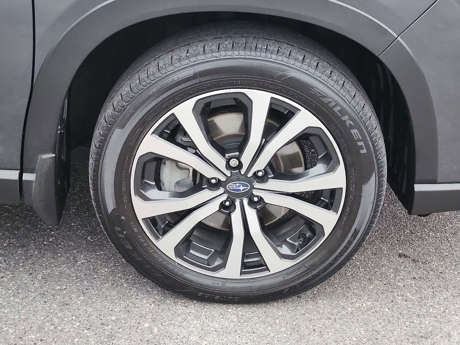 Used 2022 Subaru Forester Limited image 8