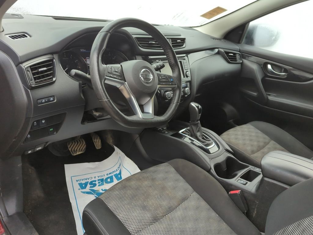 Used 2019 Nissan Rogue Sport SV w/ Technology Package image 8