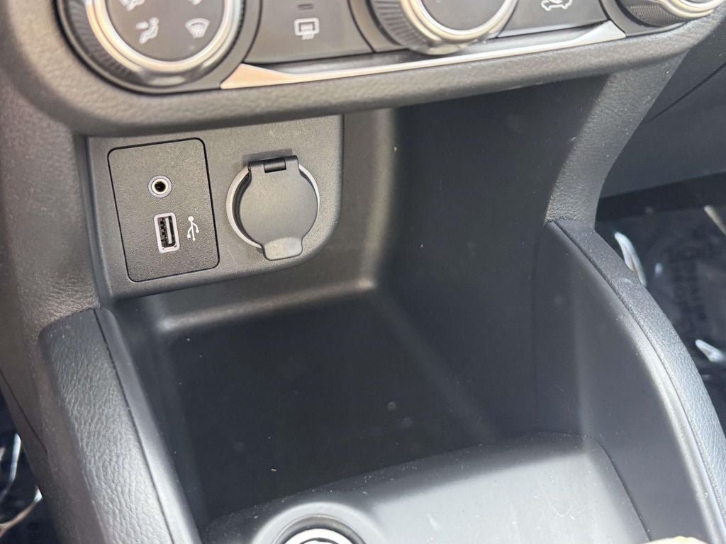 Used 2025 Nissan Kicks Play S FWD image 14