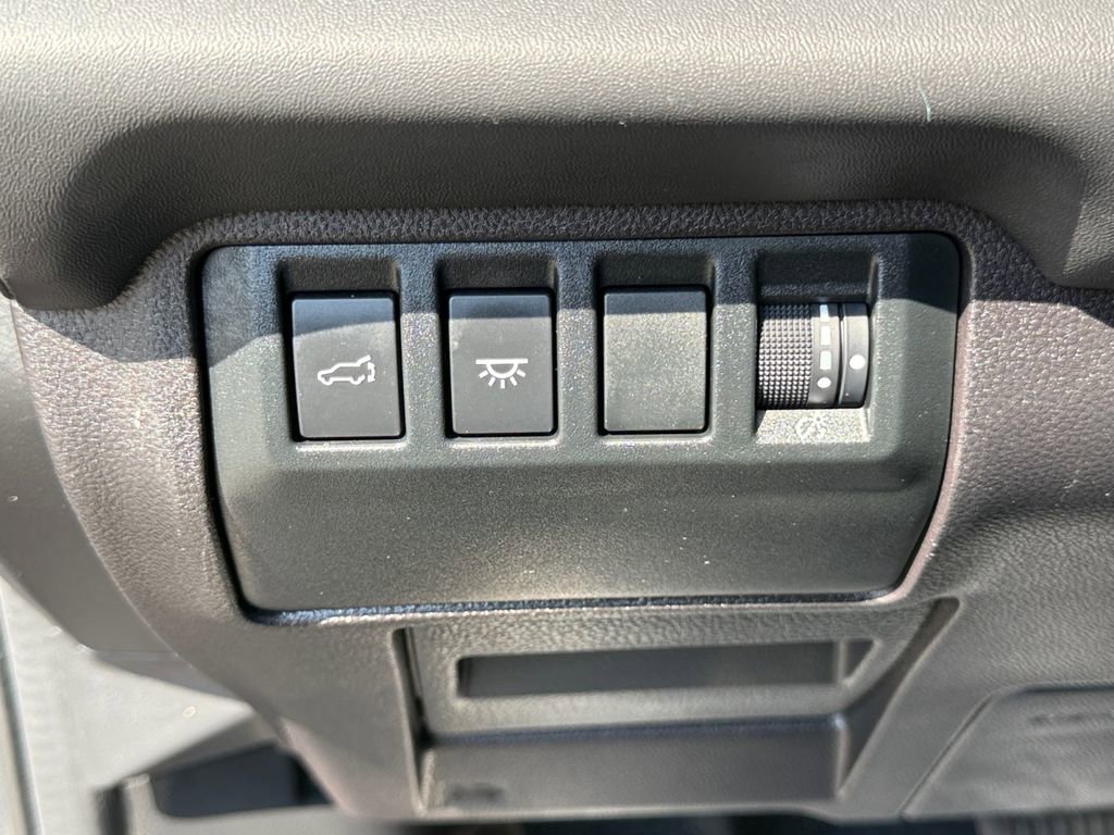 Used 2023 Subaru Ascent Limited w/ Technology Package AWD/4WD image 21
