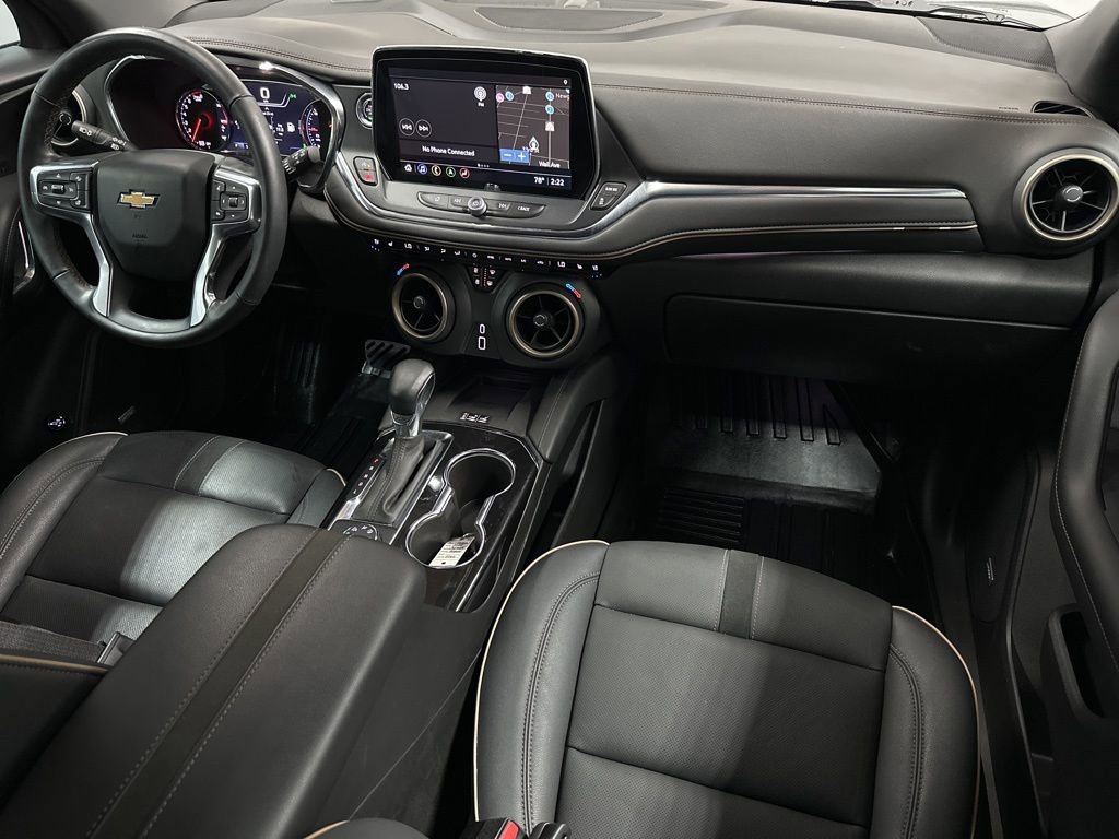 Used 2024 Chevrolet Blazer Premier w/ Enhanced Convenience Package image 11