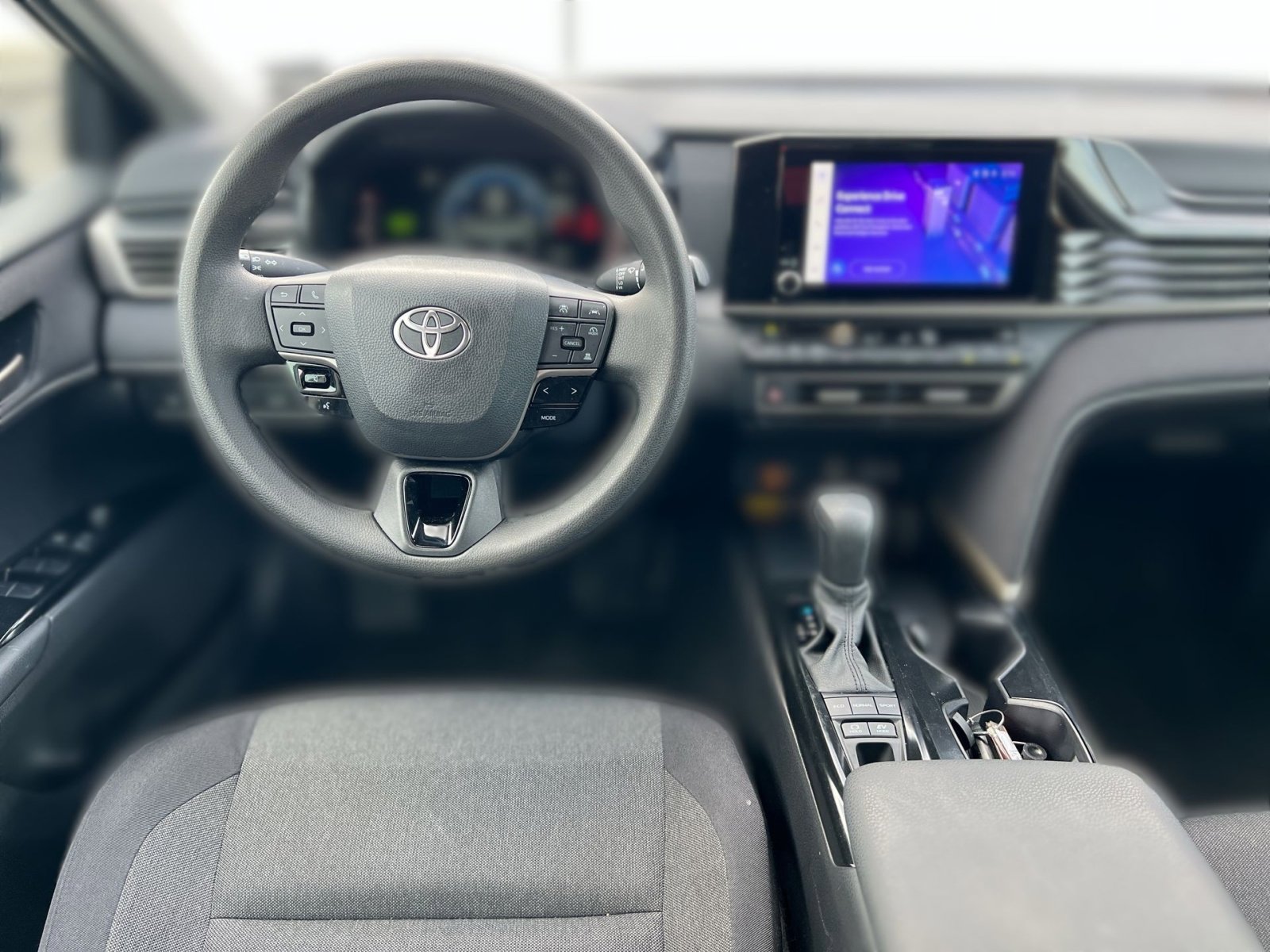 Used 2025 Toyota Camry LE image 21