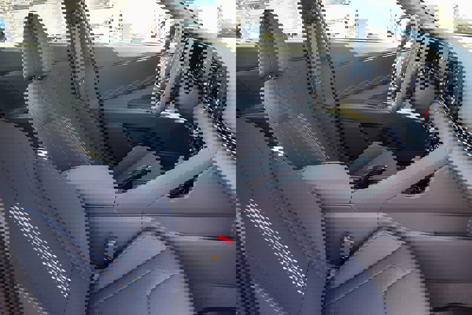 New 2025 Hyundai Elantra Sport image 11