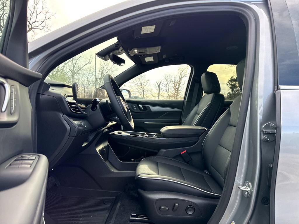 New 2026 Buick Enclave Preferred w/ Power Package FWD image 9