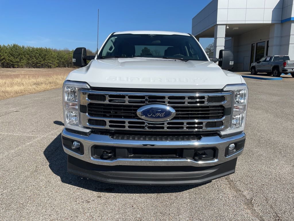 Used 2025 Ford F350 XLT image 8