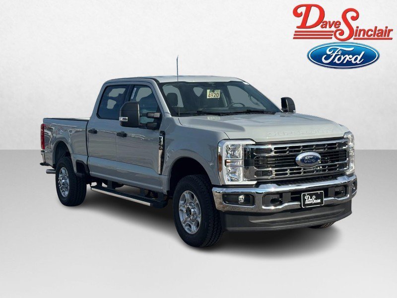 New 2026 Ford F250 XLT w/ FX4 Off-Road Package AWD/4WD image 4