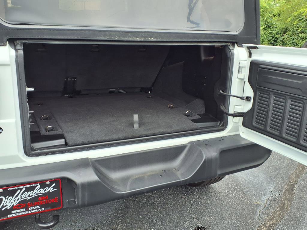 Used 2021 Jeep Wrangler Unlimited Sport image 24