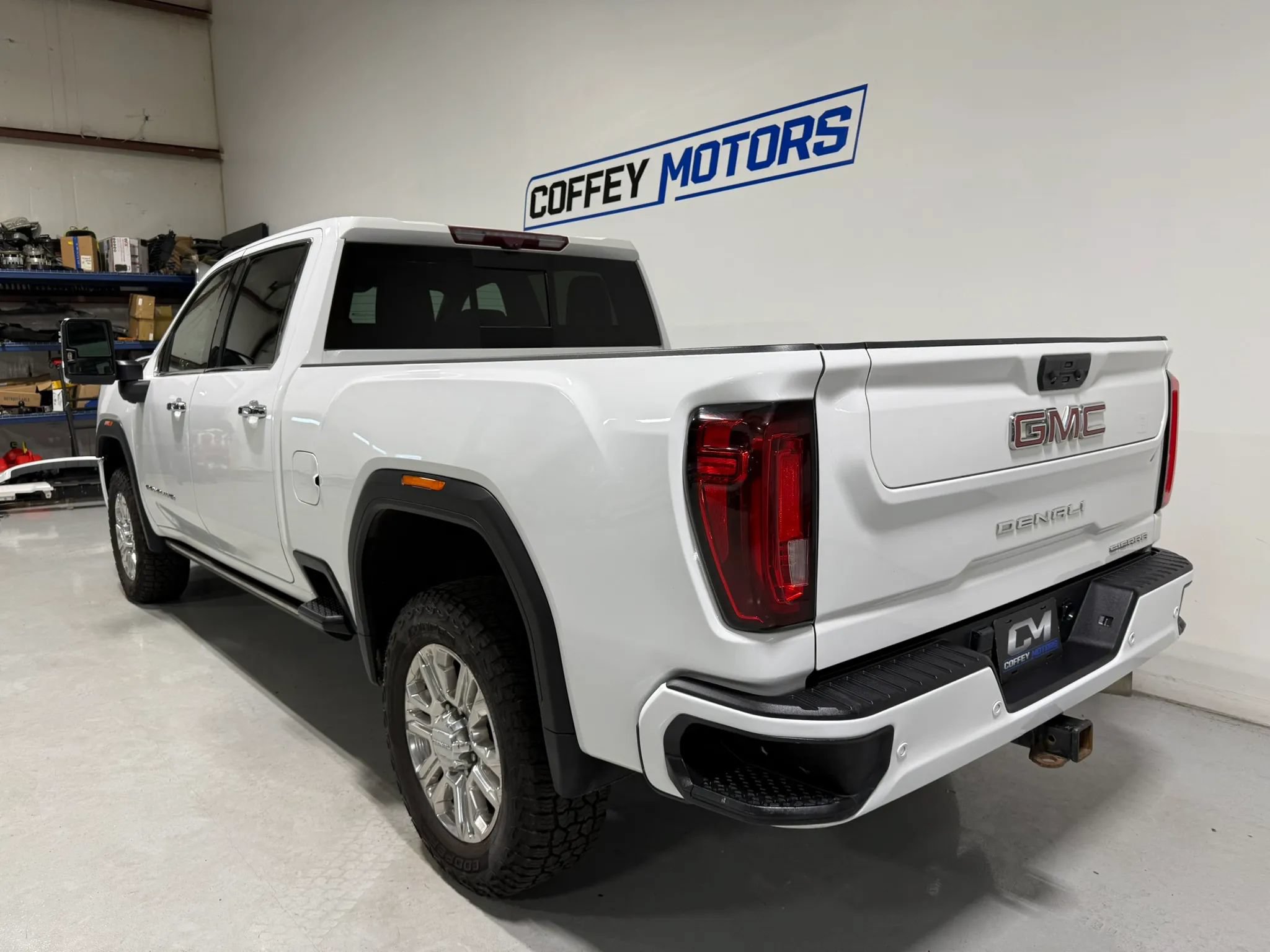 Used 2022 GMC Sierra 2500 Denali w/ Denali Ultimate Package AWD/4WD image 4