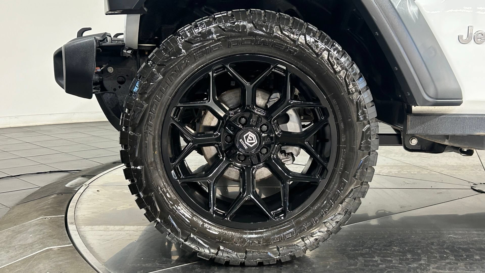 Used 2019 Jeep Wrangler Sport AWD/4WD image 20