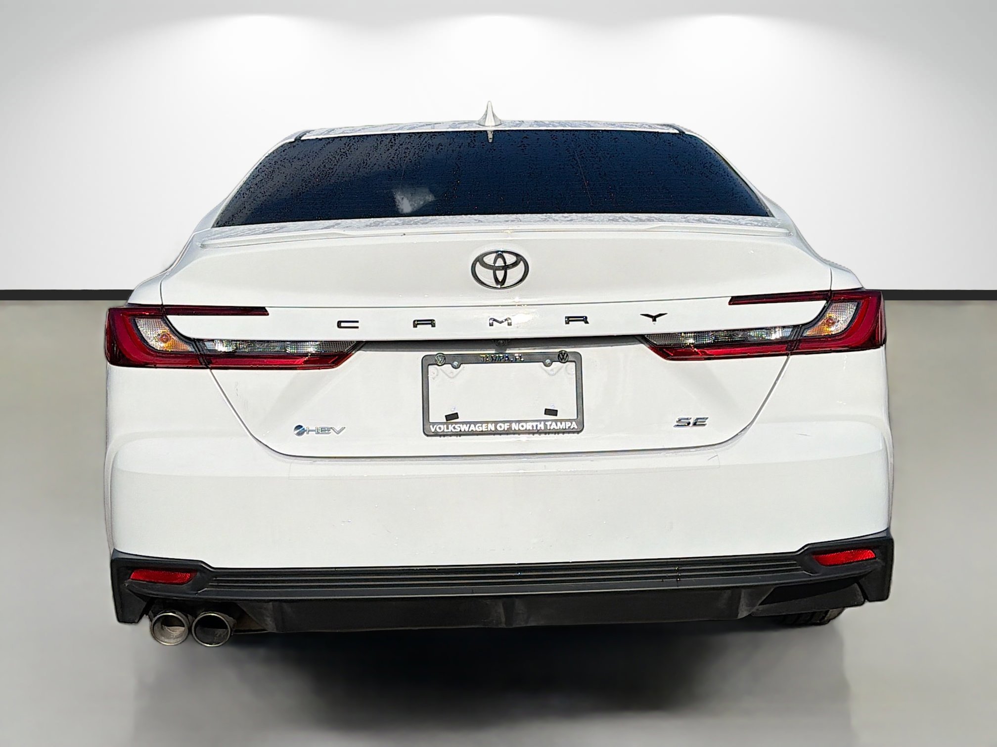 Used 2025 Toyota Camry SE w/ Multimedia Upgrade Package image 4