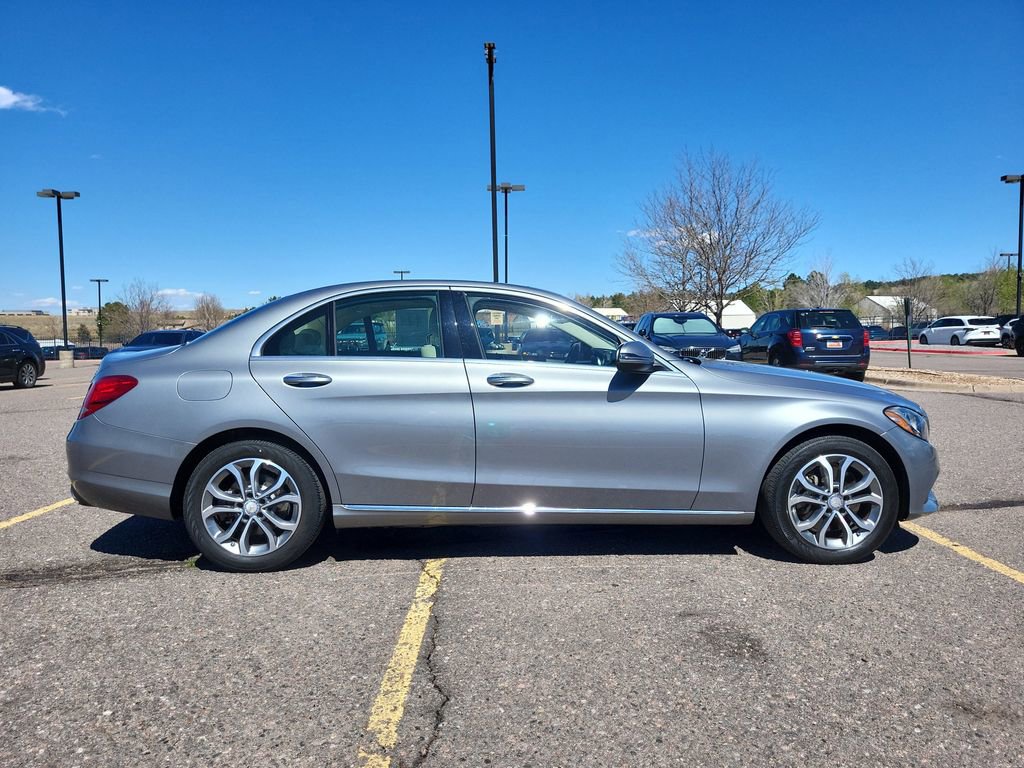 Used 2016 Mercedes-Benz C 300 4MATIC Sedan image 3