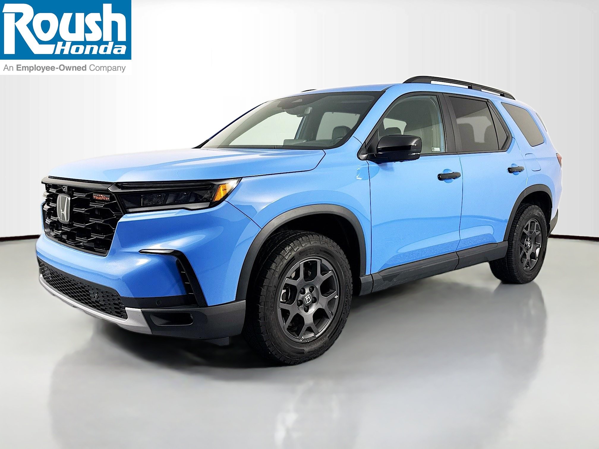 Certified 2024 Honda Pilot TrailSport image 1