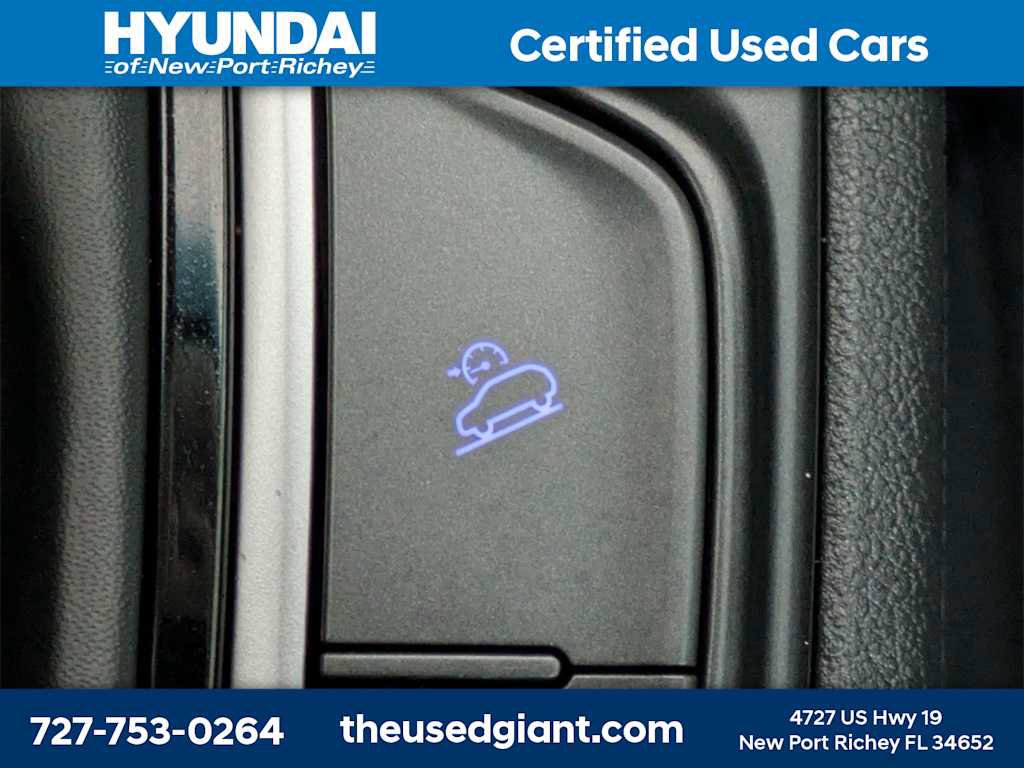 Used 2021 Hyundai Kona SE image 23