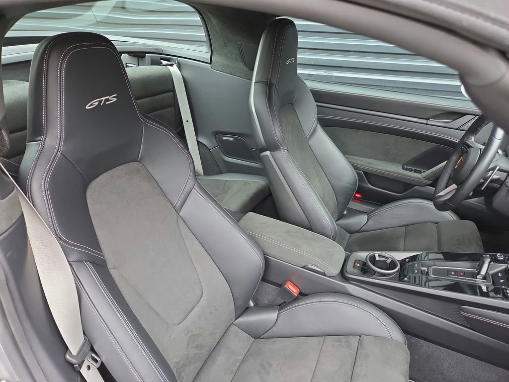 Certified 2024 Porsche 911 Targa 4 GTS image 18