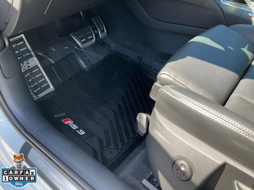Used 2018 Audi RS 3 w/ Technology Package image 19