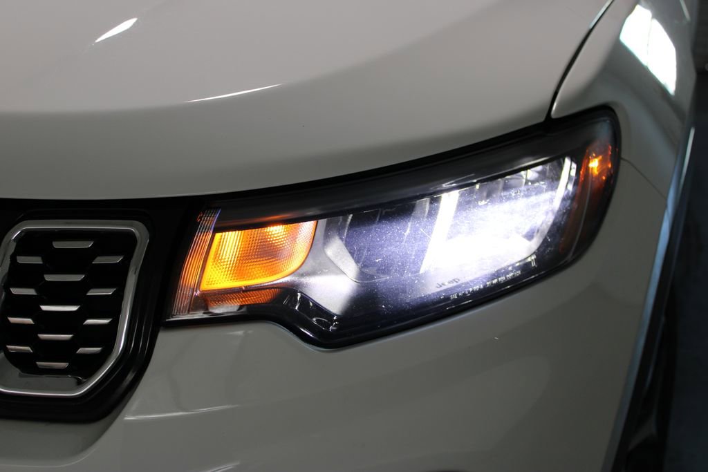 Used 2024 Jeep Compass Limited image 51