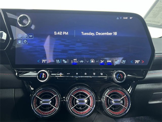 Used 2025 Chevrolet Blazer EV RS image 13