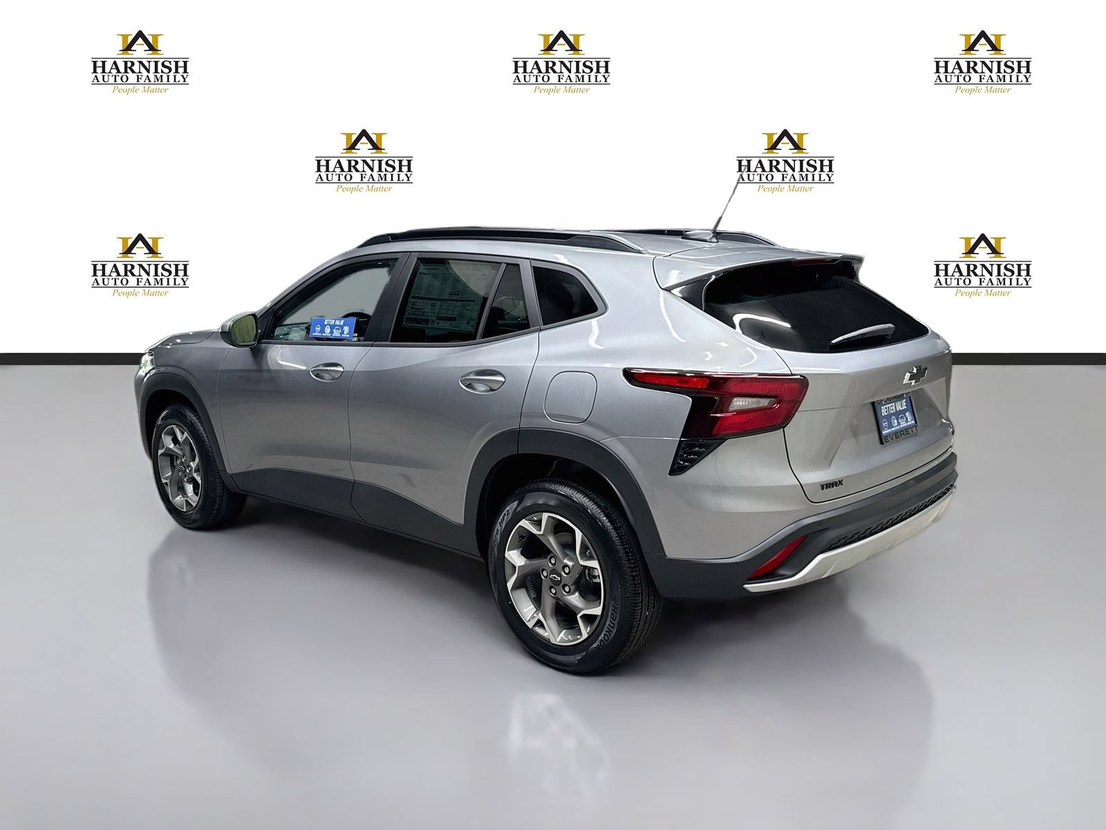 New 2026 Chevrolet Trax LT w/ Driver Confidence Package FWD image 7
