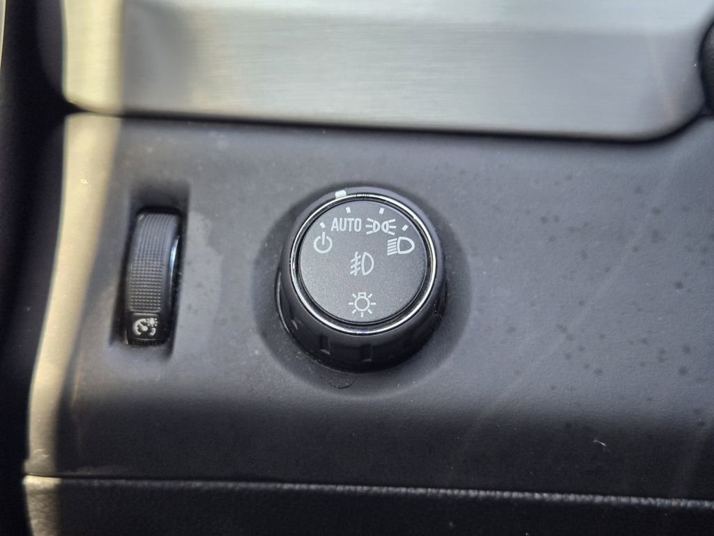 Used 2016 GMC Yukon SLT w/ Open Road Package image 25