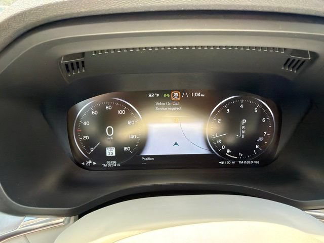 Used 2019 Volvo XC60 T5 Momentum w/ Multimedia Package AWD/4WD image 27