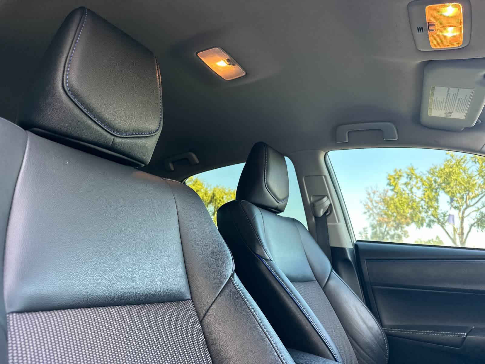 Used 2017 Toyota Corolla SE FWD image 17