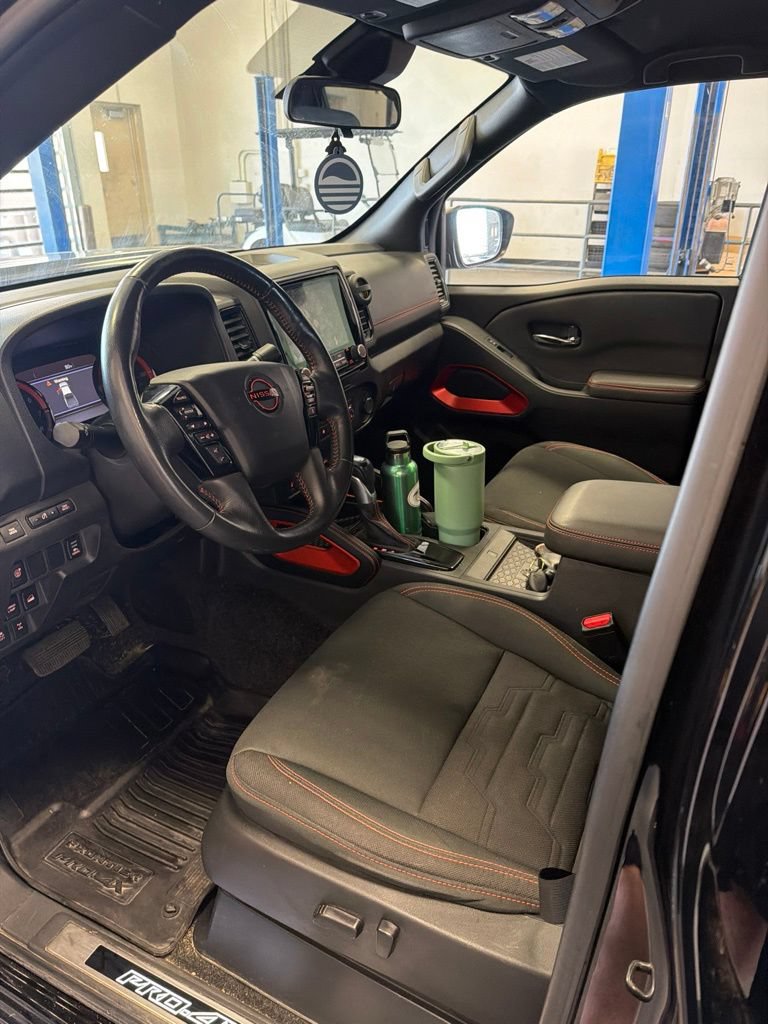 Used 2023 Nissan Frontier PRO-4X w/ Pro Convenience Package AWD/4WD image 2