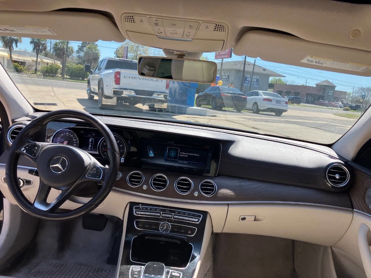 Used 2017 Mercedes-Benz E 300 image 16