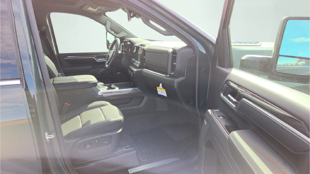 New 2026 Chevrolet Silverado 3500 LTZ w/ LTZ Plus Package AWD/4WD image 40