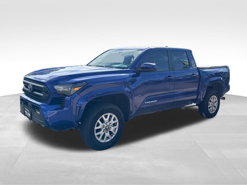 Used 2025 Toyota Tacoma SR5 AWD/4WD image 4