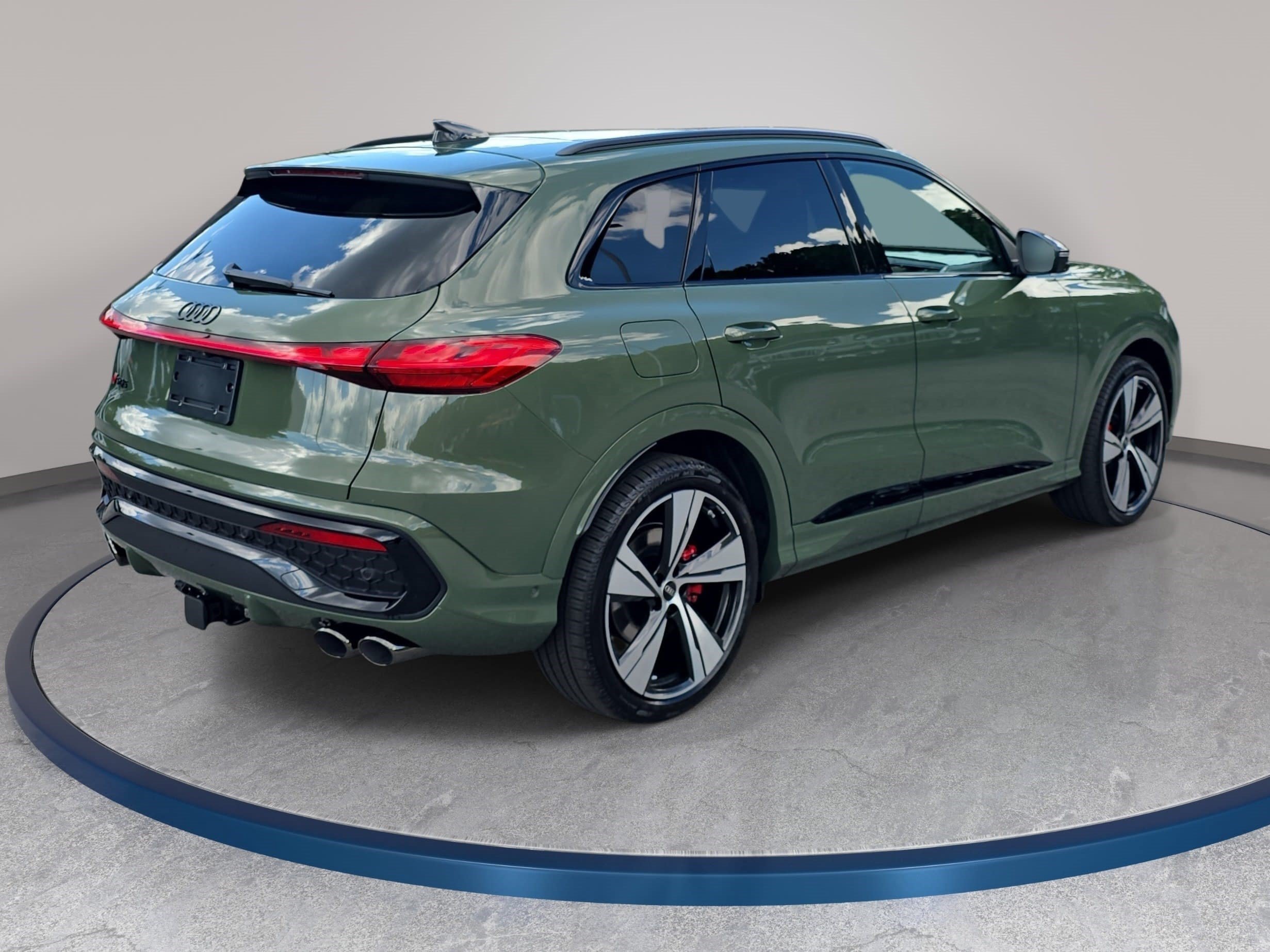 New 2026 Audi SQ5 Prestige AWD/4WD image 5