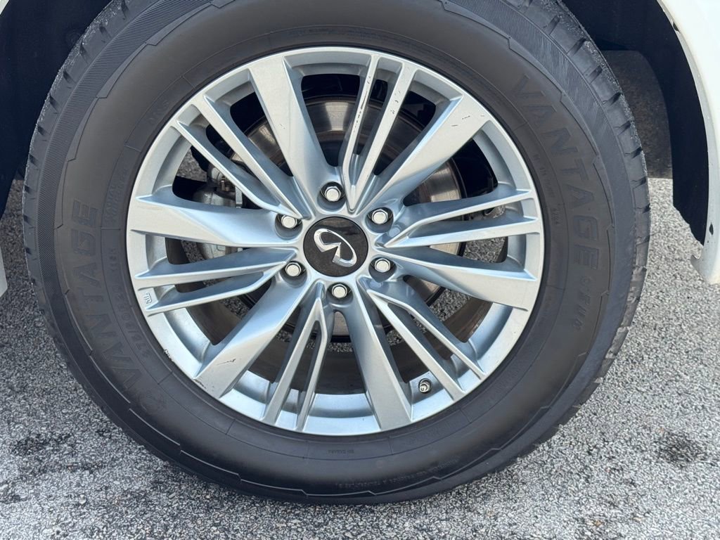 Used 2024 INFINITI QX80 Luxe image 8