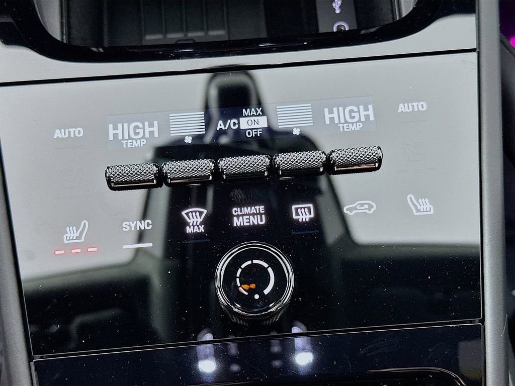 New 2026 Porsche Cayenne GTS image 18