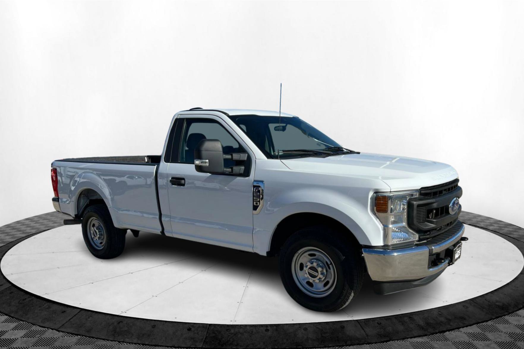 Used 2022 Ford F250 XL w/ Power Equipment Group image 7
