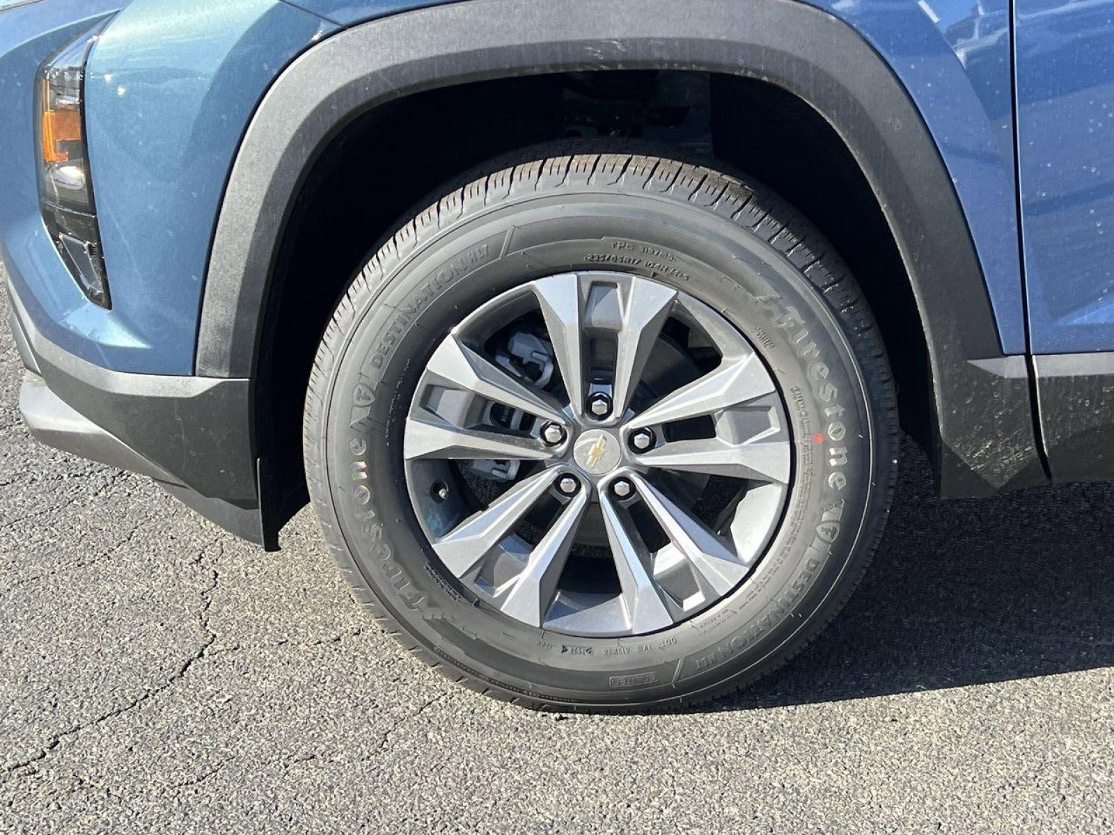 New 2025 Chevrolet Equinox LT w/ Safety and Technology Package image 5