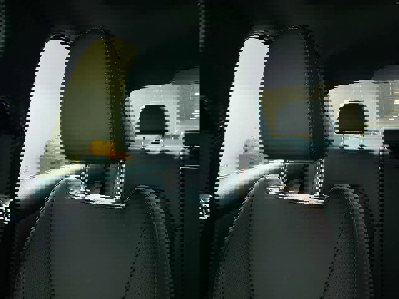 Used 2025 BMW 330i 330i image 33