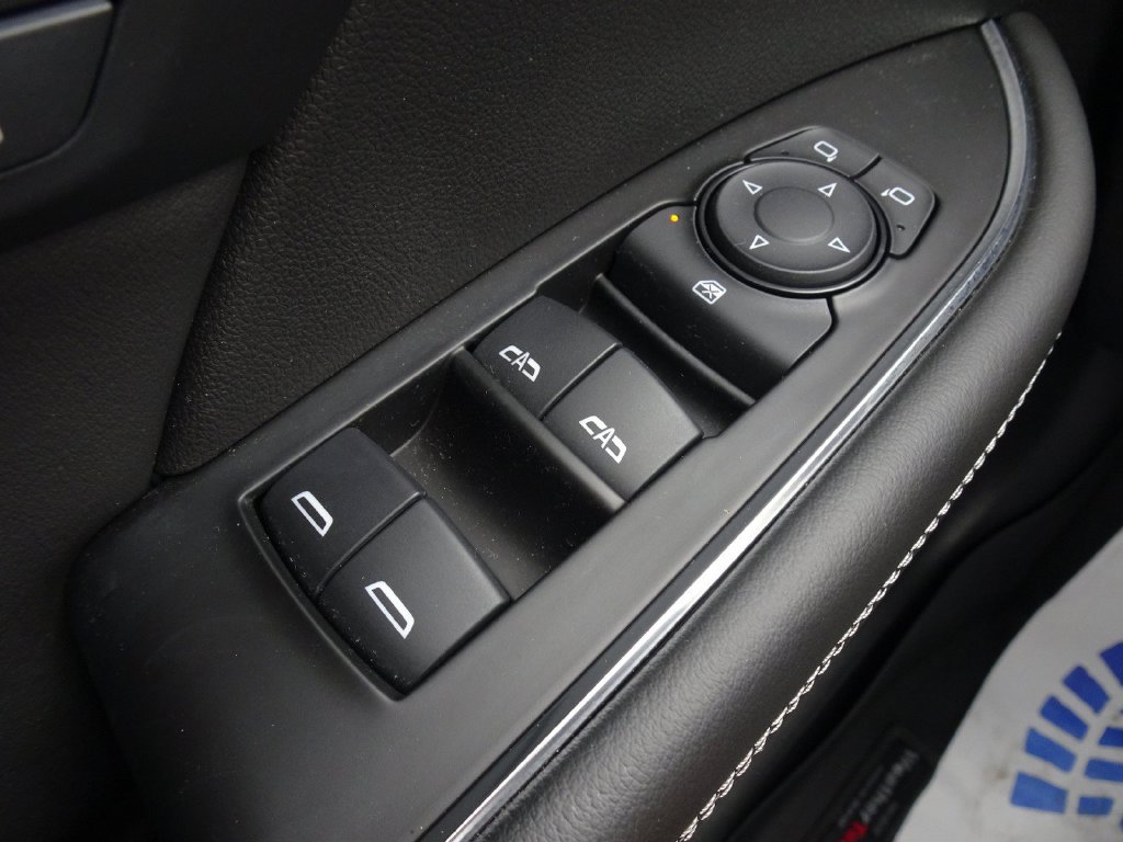 Used 2023 Buick Envision Essence w/ Sport Touring Package FWD image 24