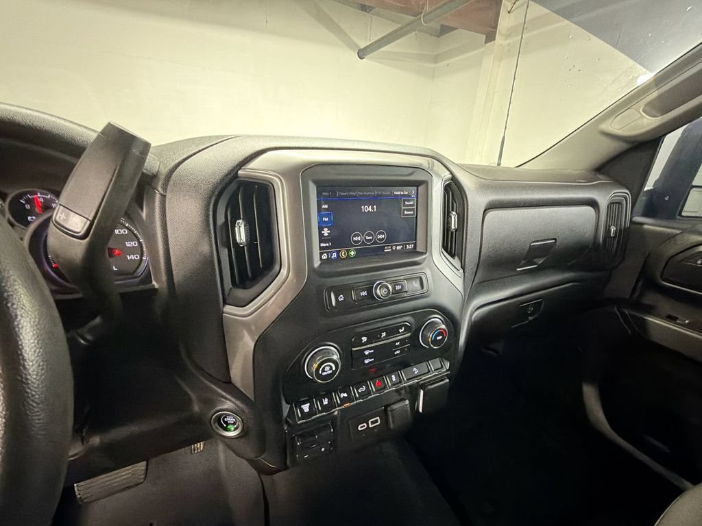 Used 2024 Chevrolet Silverado 2500 Custom w/ Custom Value Package AWD/4WD image 17