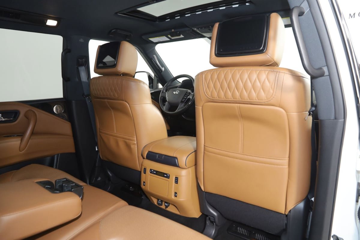 Used 2023 INFINITI QX80 Sensory w/ Cargo Package AWD/4WD image 16