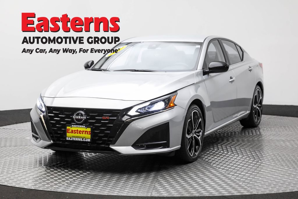 Used 2024 Nissan Altima 2.5 SR
