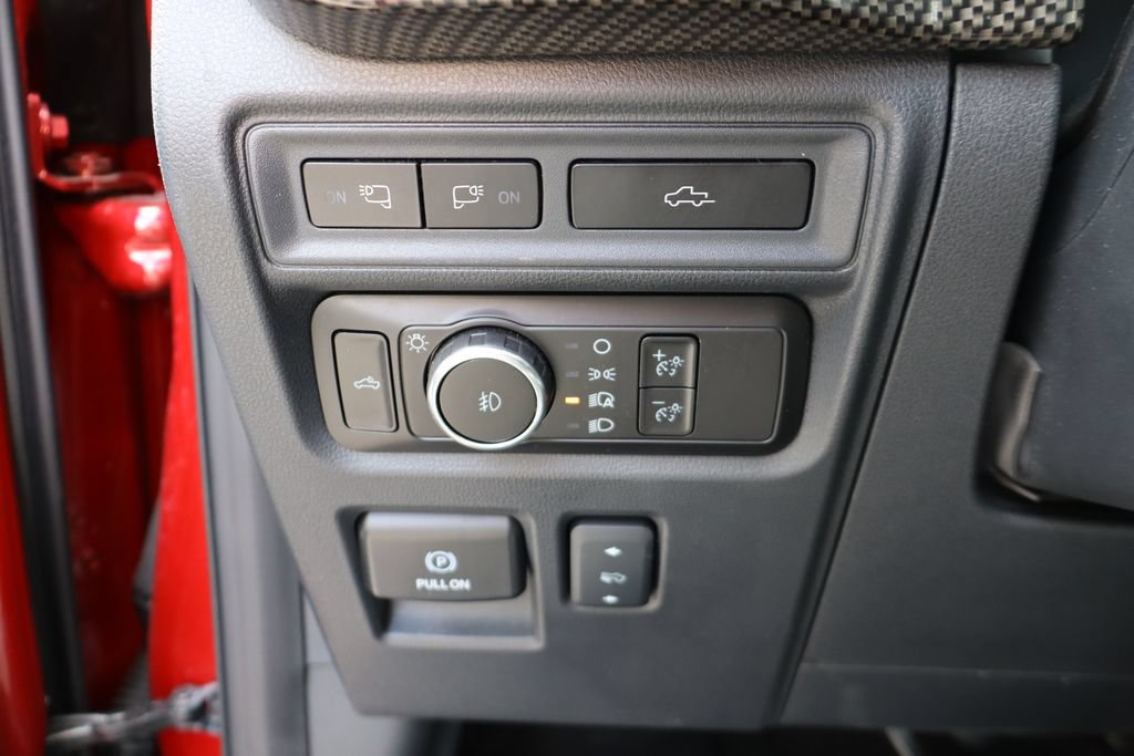 Used 2024 Ford F150 Lariat w/ Equipment Group 502A High AWD/4WD image 40